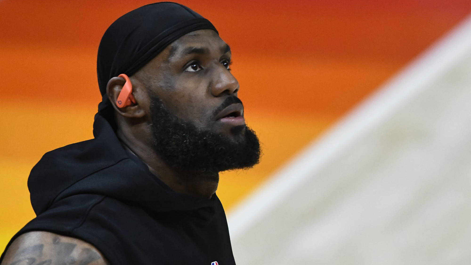 开云体育app下载-哈兰德重返赛场，爆冷首场状态出色，巴塞罗那观众沸腾！引发球迷热议的简单介绍