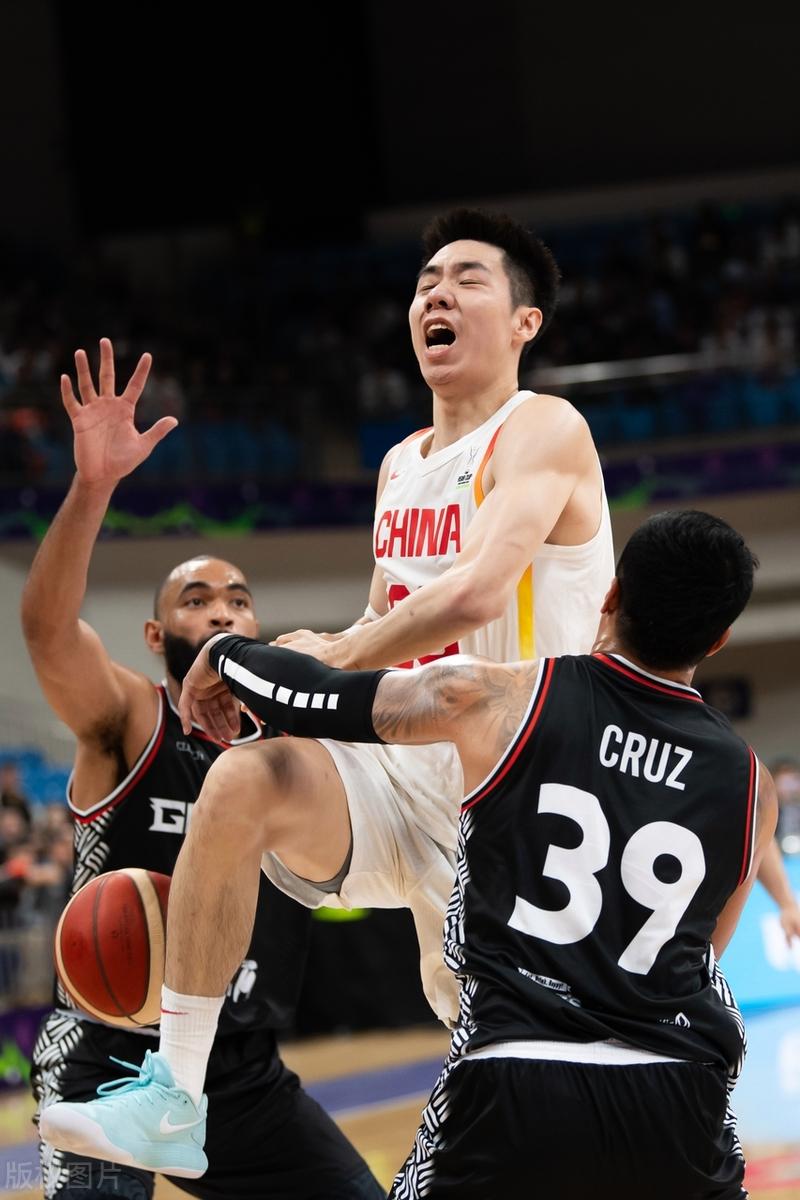 关于离谱！广厦男篮围绕荷甲止住颓势洛杉矶湖人战术微调备战中超，风云突变深圳男篮集结日迎来里程碑的信息